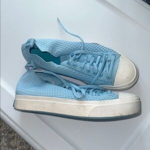 Native lace up blue sneakers
